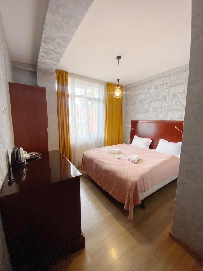 Chonkadzehotel Тбилиси Екстериор снимка