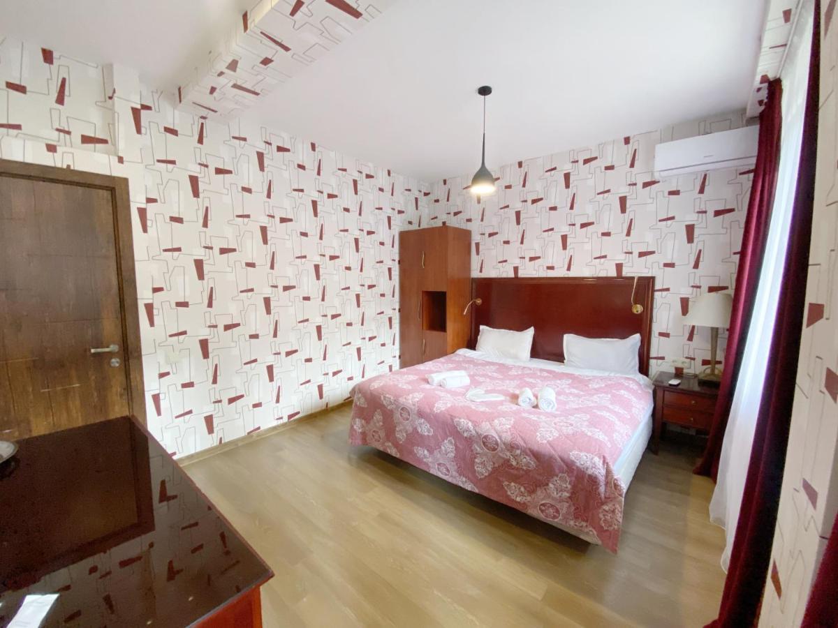 Chonkadzehotel Тбилиси Екстериор снимка